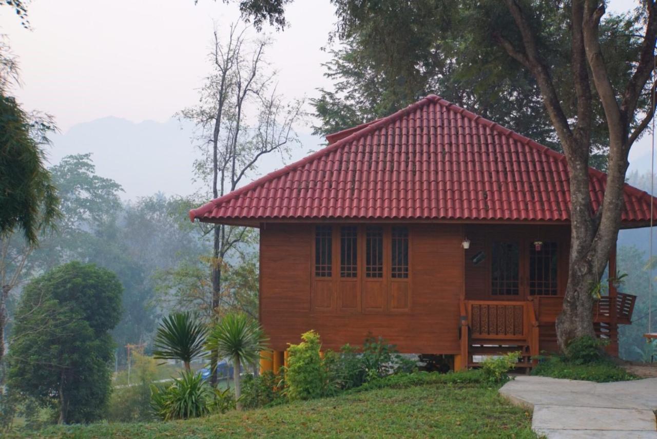 Baanrai Khunya บ้านไร่คุณย่า Ban Huai Maenam Noi Eksteriør billede