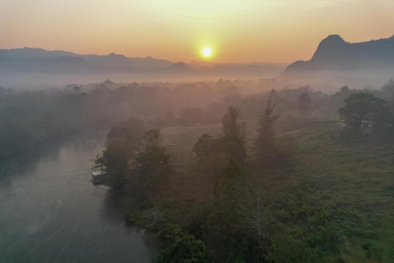 Baanrai Khunya บ้านไร่คุณย่า Ban Huai Maenam Noi Eksteriør billede