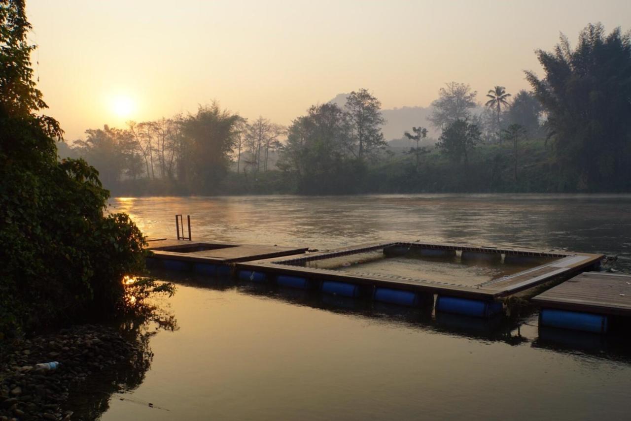 Baanrai Khunya บ้านไร่คุณย่า Ban Huai Maenam Noi Eksteriør billede