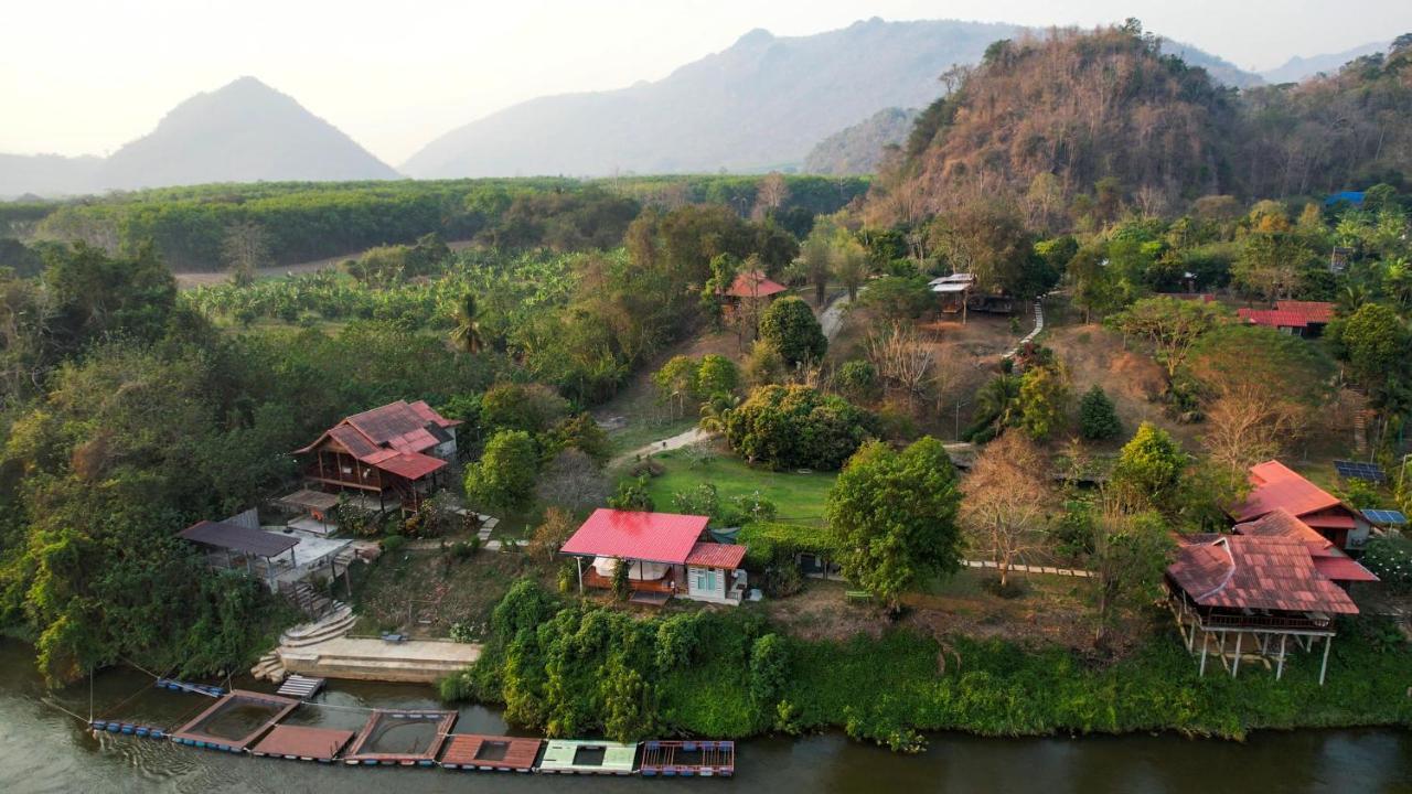 Baanrai Khunya บ้านไร่คุณย่า Ban Huai Maenam Noi Eksteriør billede