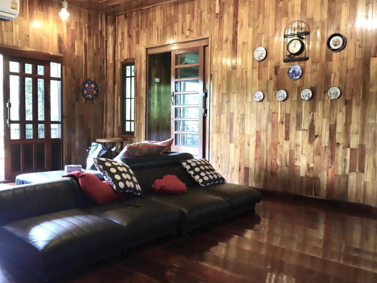 Baanrai Khunya บ้านไร่คุณย่า Ban Huai Maenam Noi Eksteriør billede