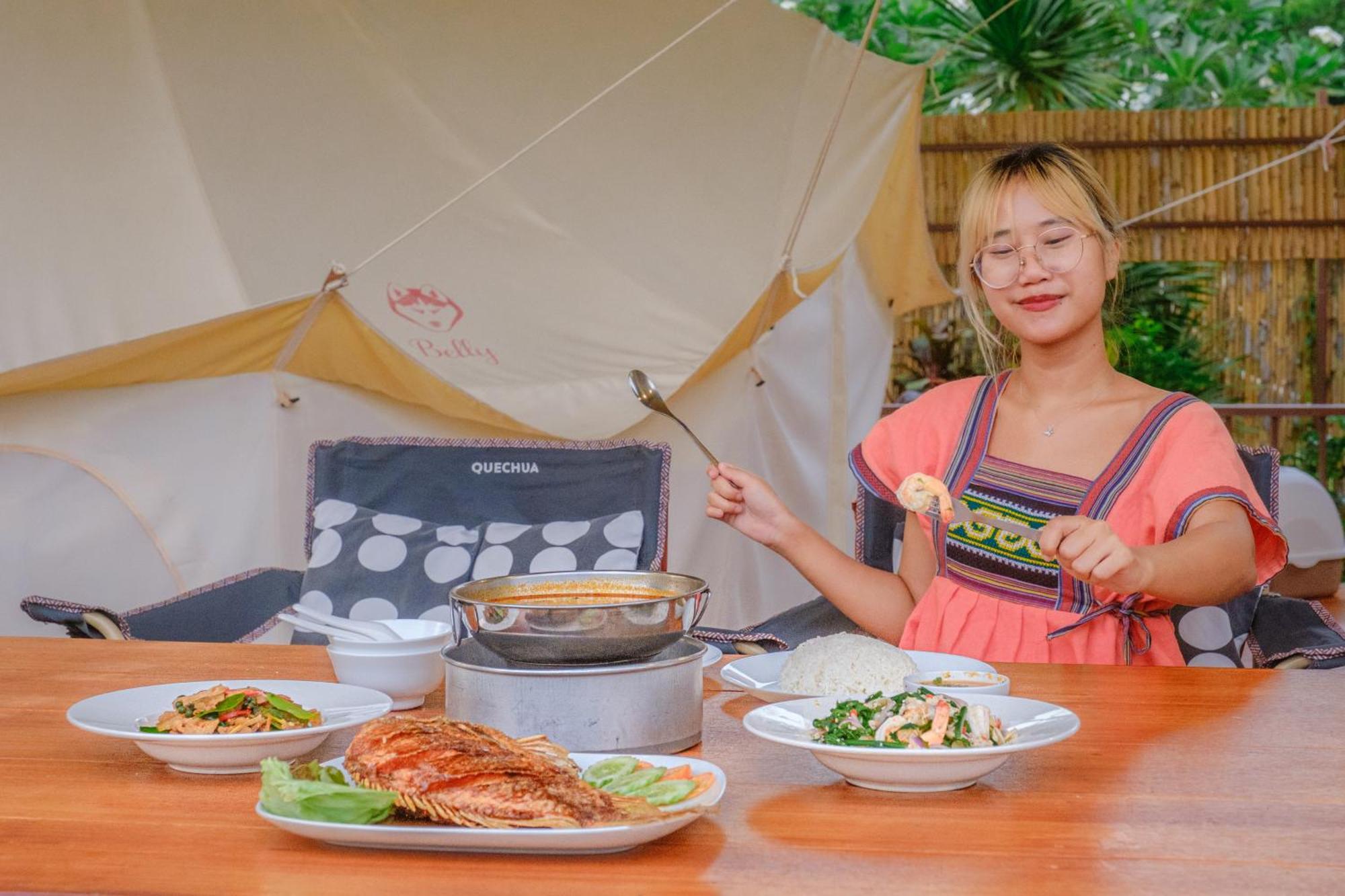 Baanrai Khunya บ้านไร่คุณย่า Ban Huai Maenam Noi Eksteriør billede